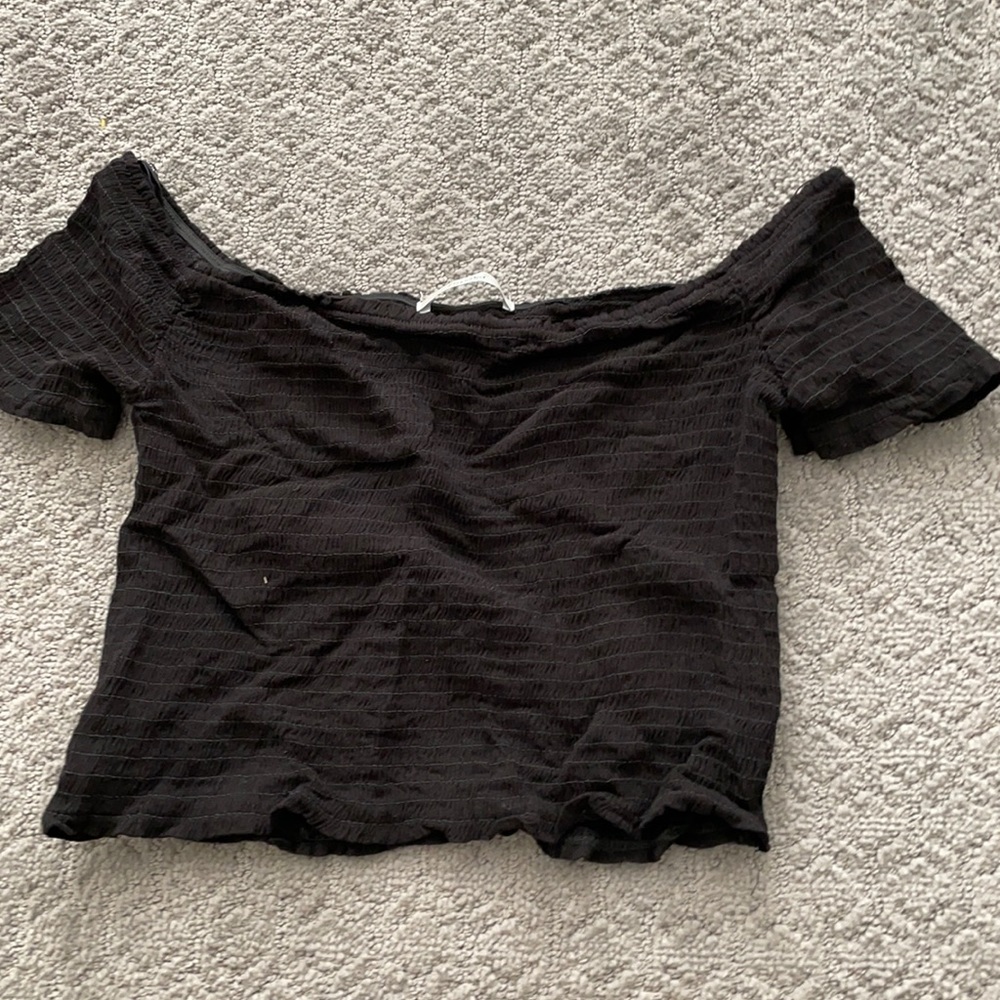 Black crop top